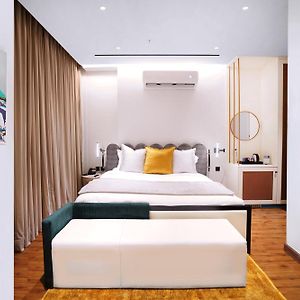 Premier King Room